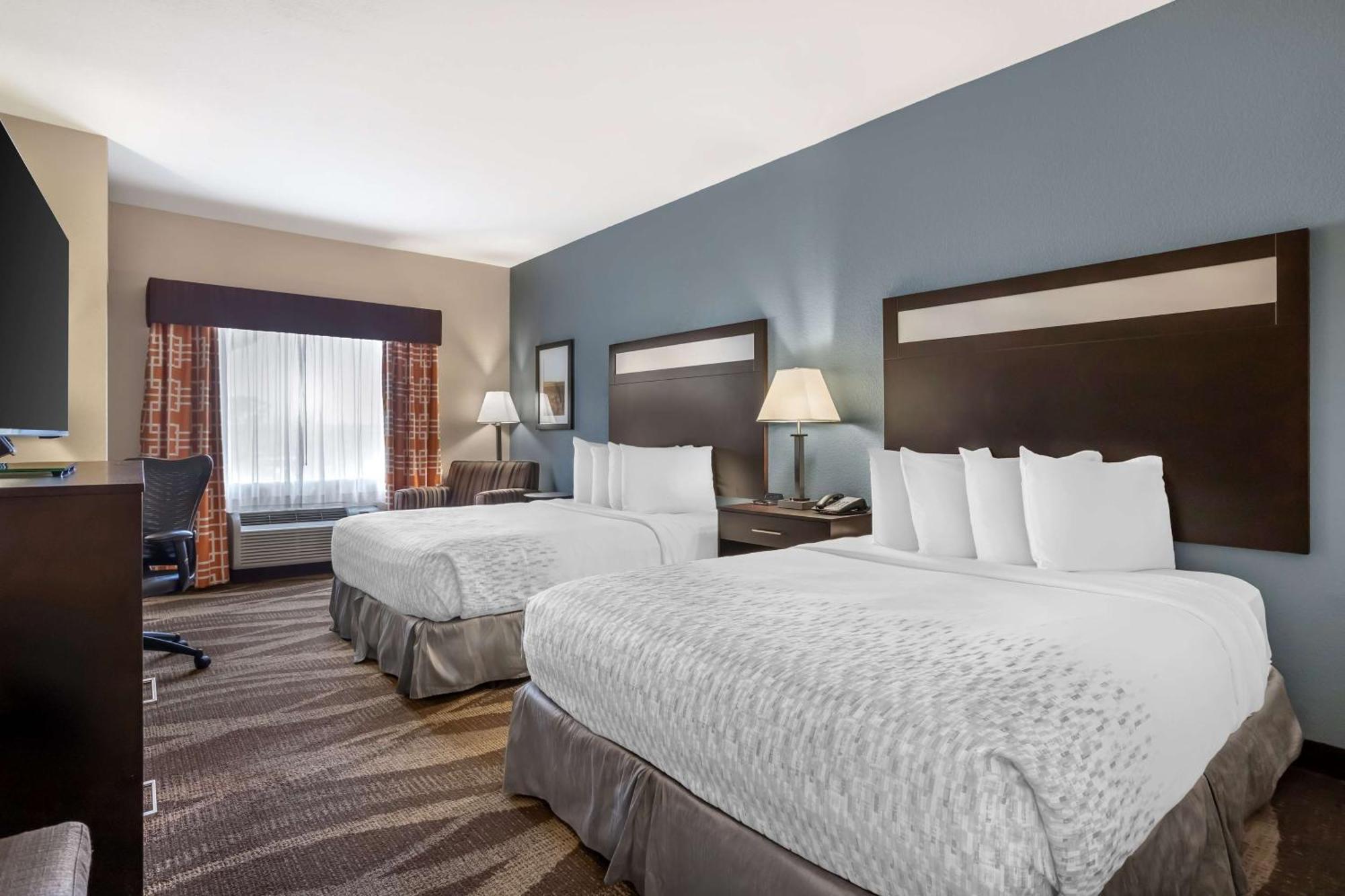 Best Western Plus Lake Jackson Inn & Suites Exterior photo